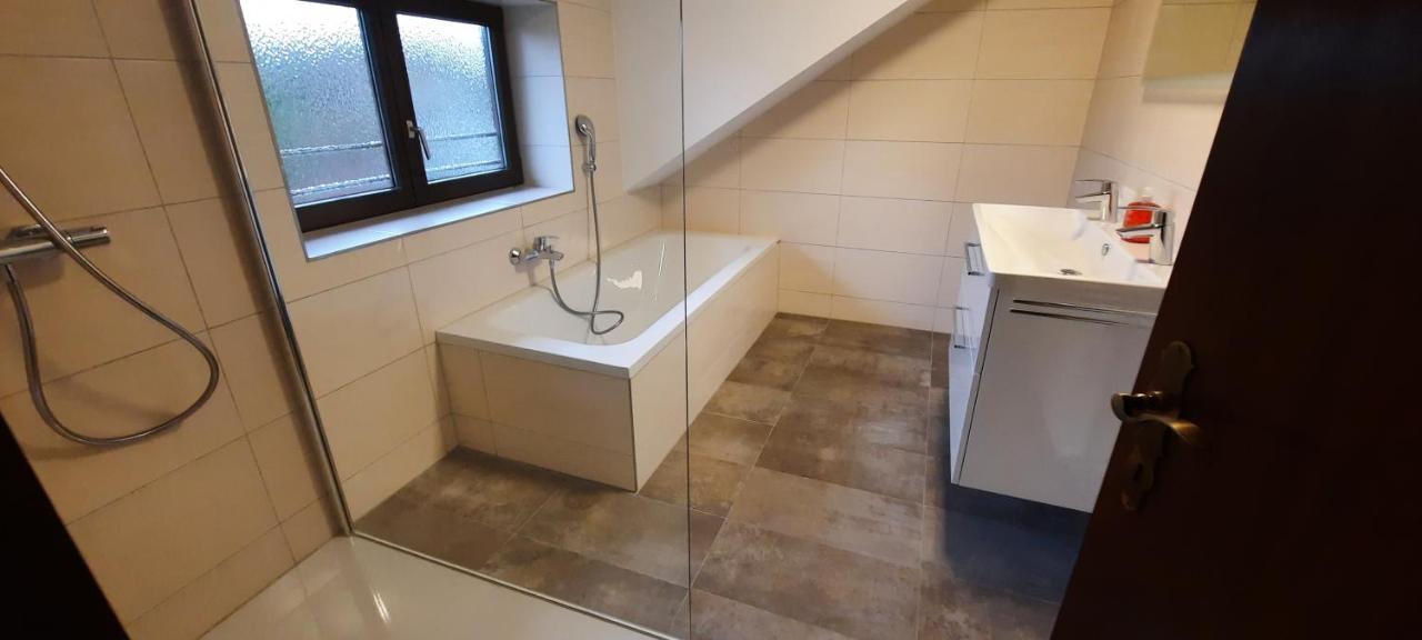 Green Hill Apartments - Dornbirn Extérieur photo